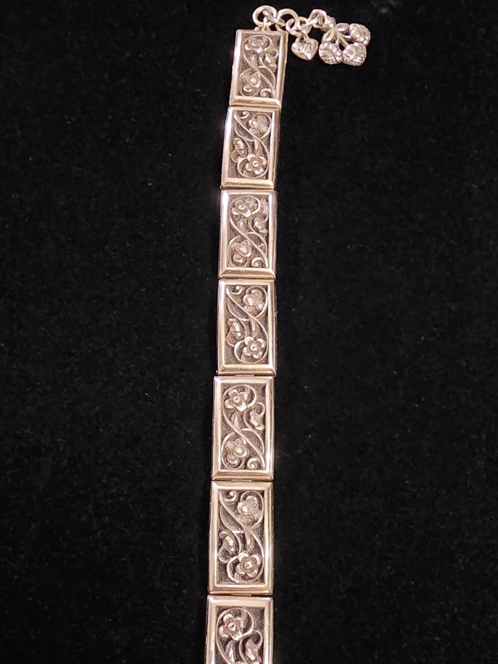 VINTAGE Brighton Silver Floral Panel Bracelet - Silver